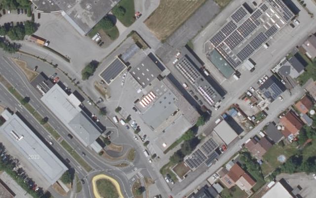 Luftbild von IQ Tankstelle