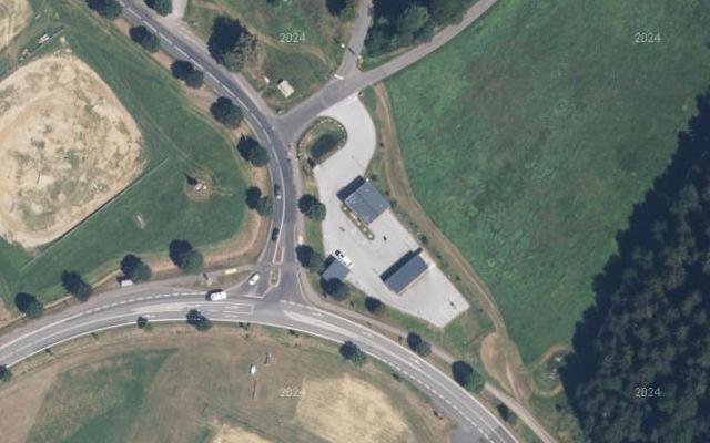 Luftbild von Lagerhaus: Benzin / Diesel  / Premium B0-Diesel / AdBlue / Scheibenreiniger