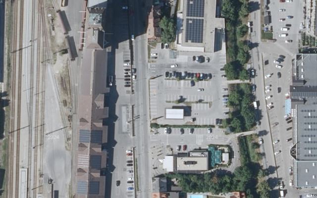Luftbild von Diskont Tankstelle