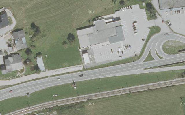 Luftbild von Diskont Tankstelle