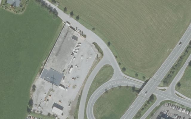 Luftbild von Diskont Tankstelle