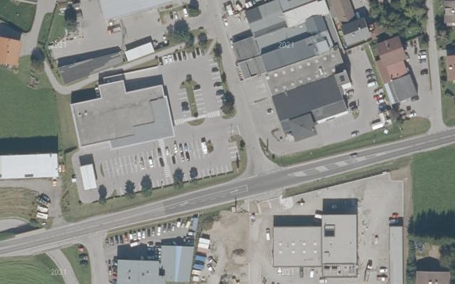 Luftbild von Diskont Tankstelle