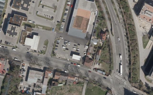 Luftbild von Diskont Tankstelle