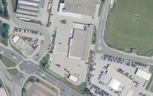 Luftbild von Diskont Tankstelle