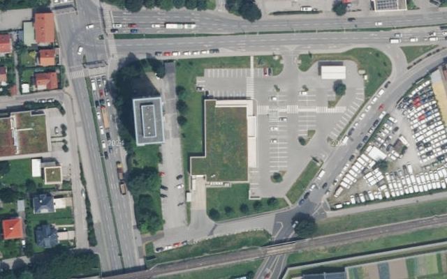 Luftbild von Diskont Tankstelle