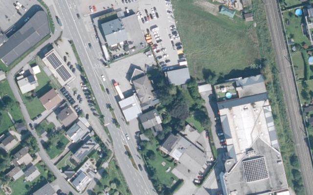 Luftbild von BP Tankstelle Zell am See mit Top Waschanlage