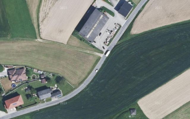 Luftbild von GENOL-LH EFERDING-OÖ. MITTE eGen