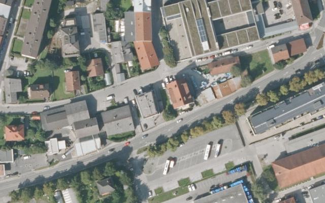 Luftbild von Shell Hall in Tirol