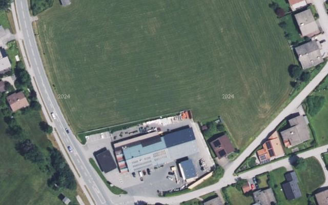 Luftbild von Lagerhaus-Tankstelle 24h