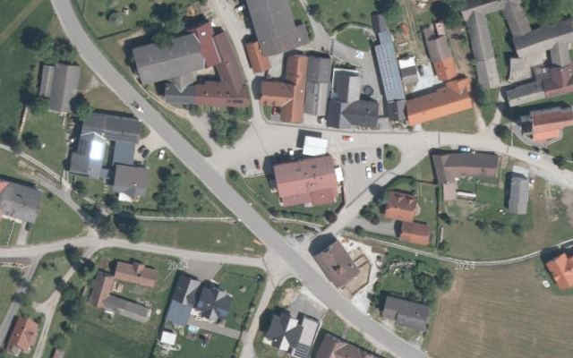 Luftbild von Tankstelle 30252