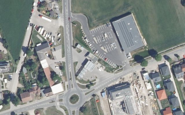 Luftbild von BP Tankstelle