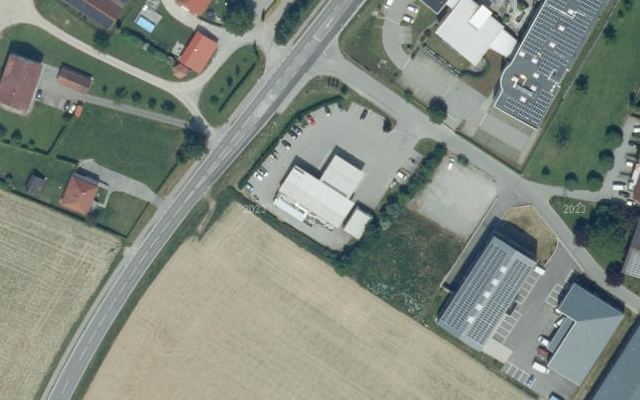 Luftbild von Land lebt auf Suben Gmbh
