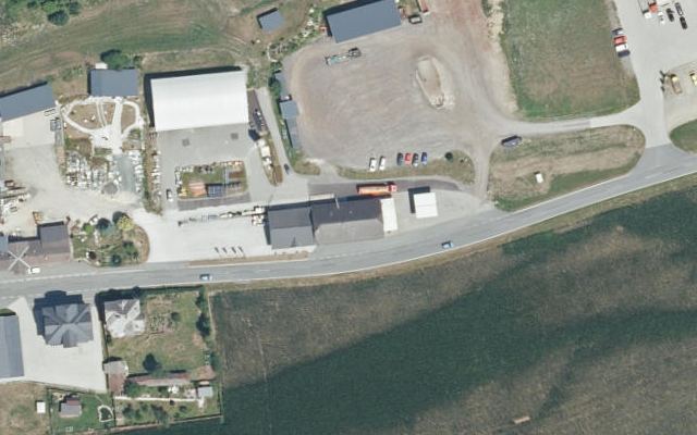 Luftbild von Tankstelle 36967