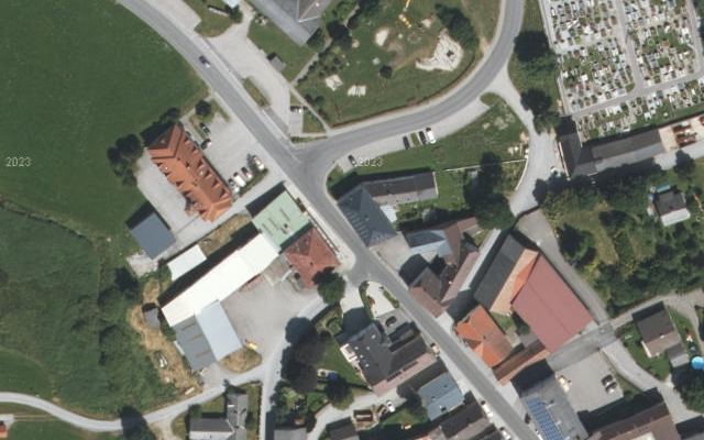 Luftbild von Bedienungstankstelle