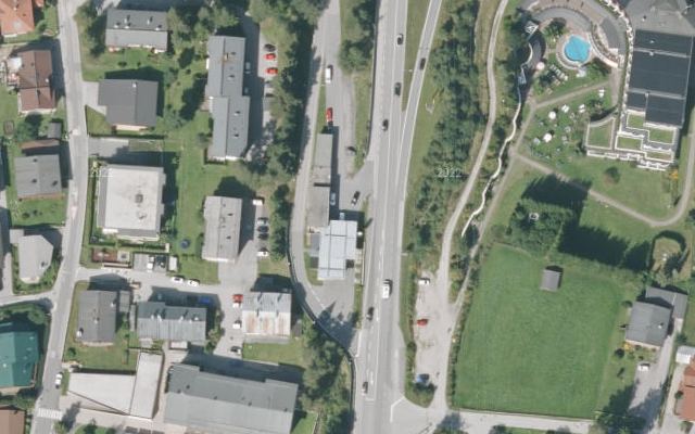 Luftbild von BP Troppacher